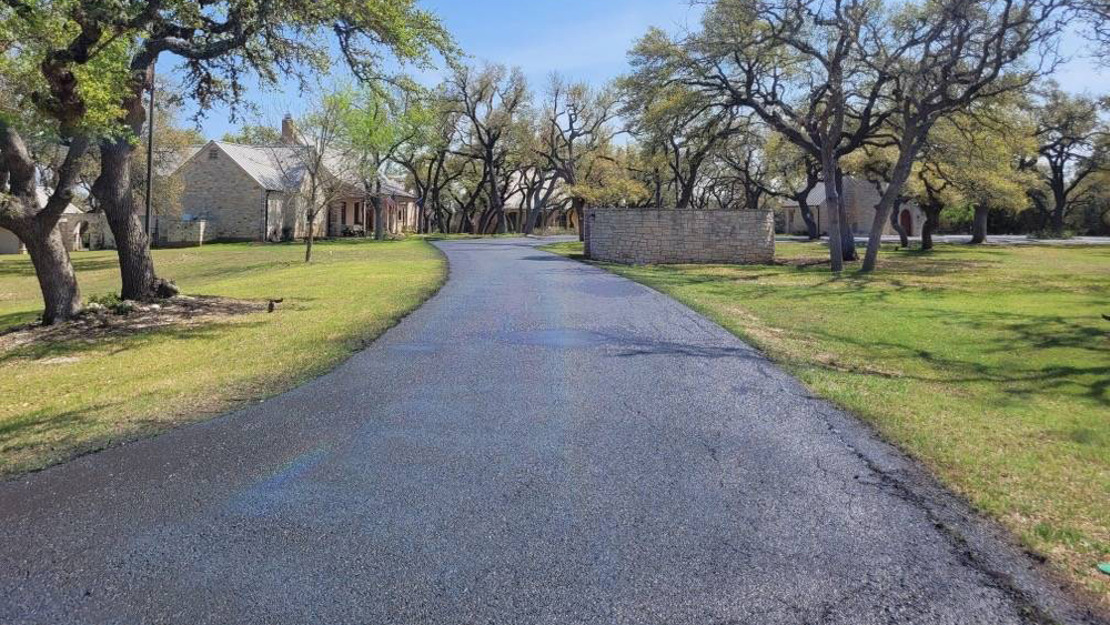 best weather conditions for sealcoating in austin tx